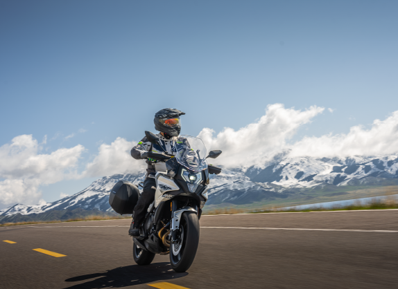 CF Moto 700MT  - Thumbnail 3