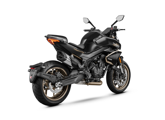 CF Moto 800NK  - Thumbnail 2