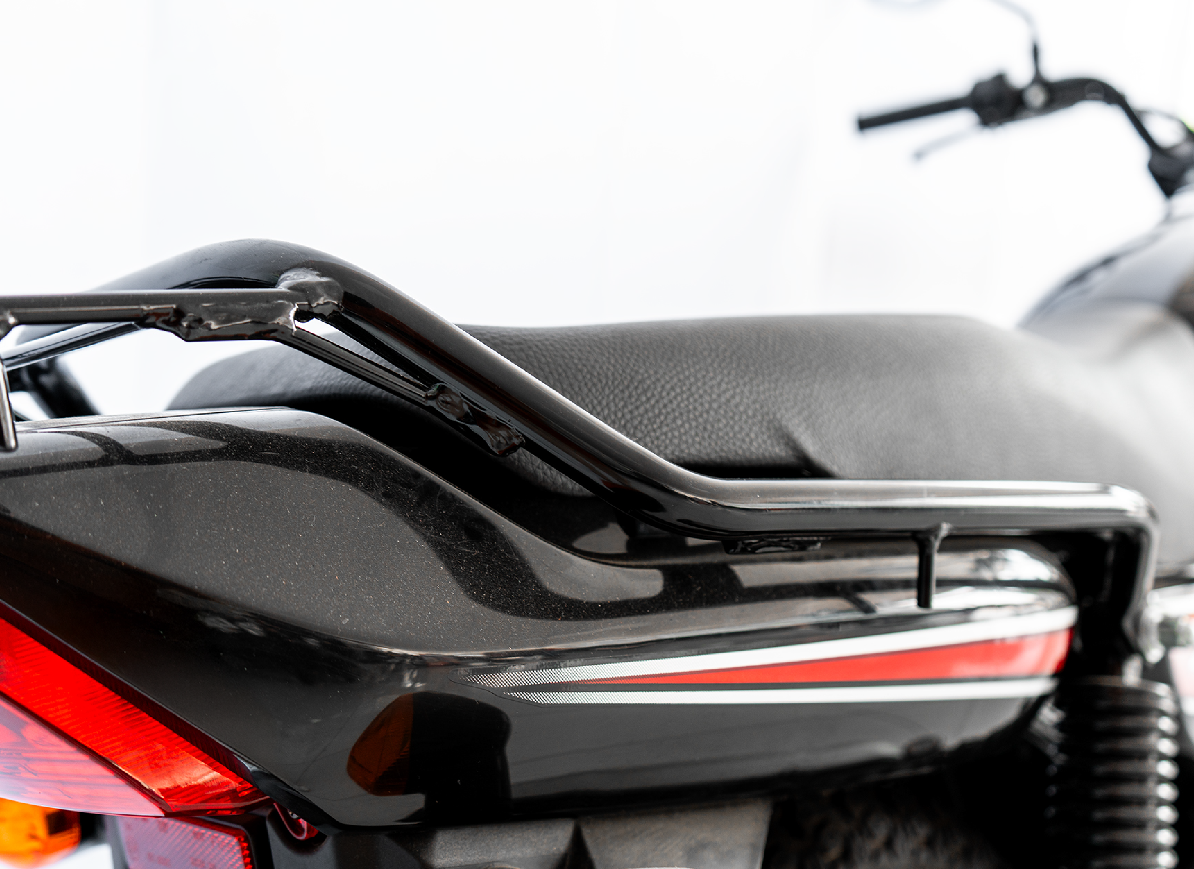 Honda CB 100 - Imagen 1