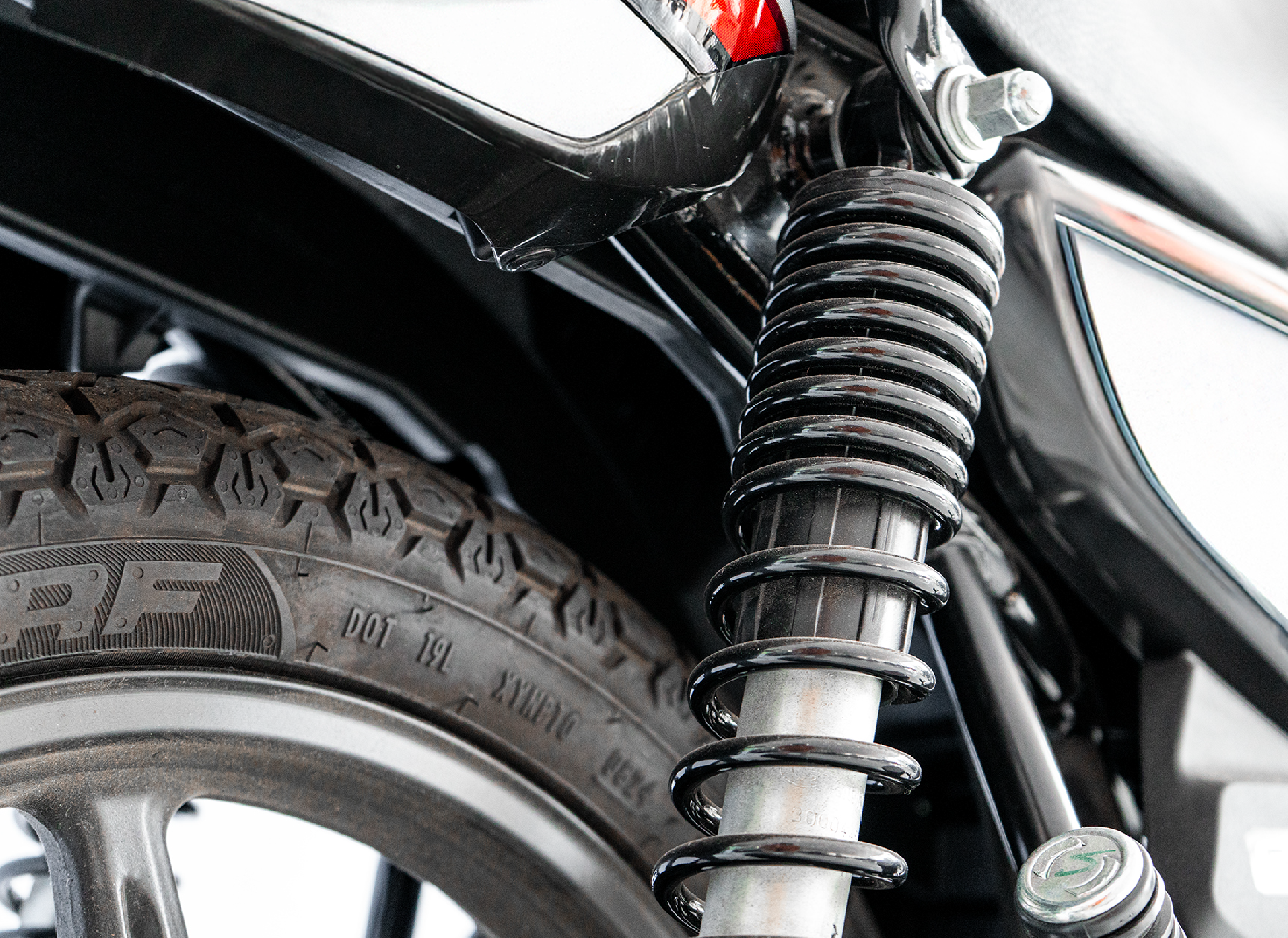 Honda CB 100 - Thumbnail 3