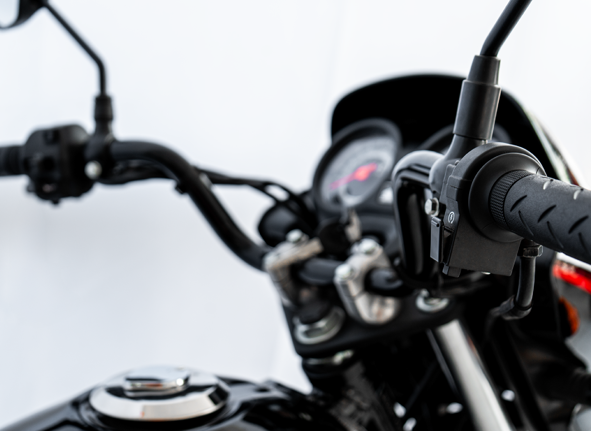 Honda CB 100 - Thumbnail 6