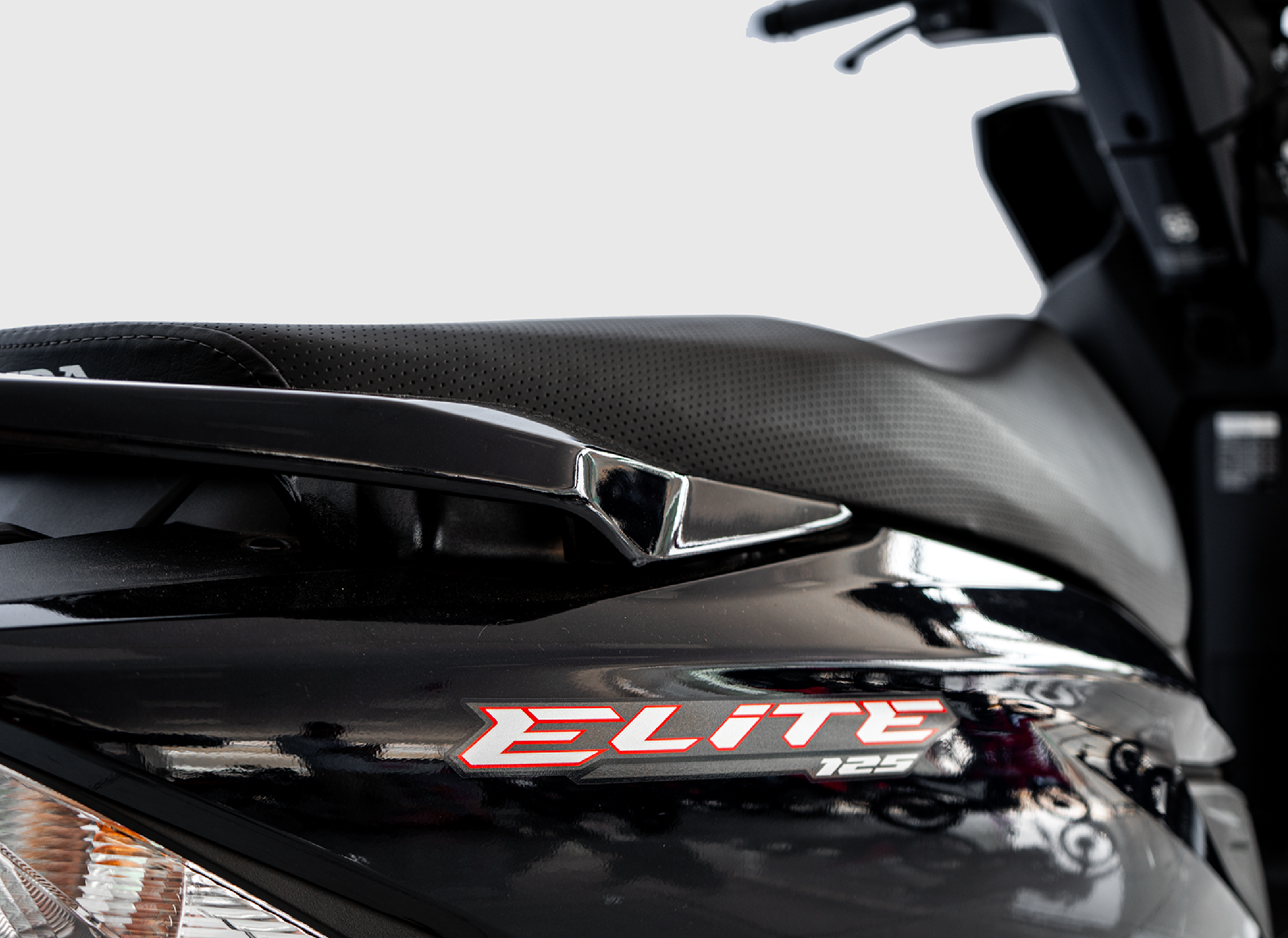 Honda ELITE 125 - Imagen 1