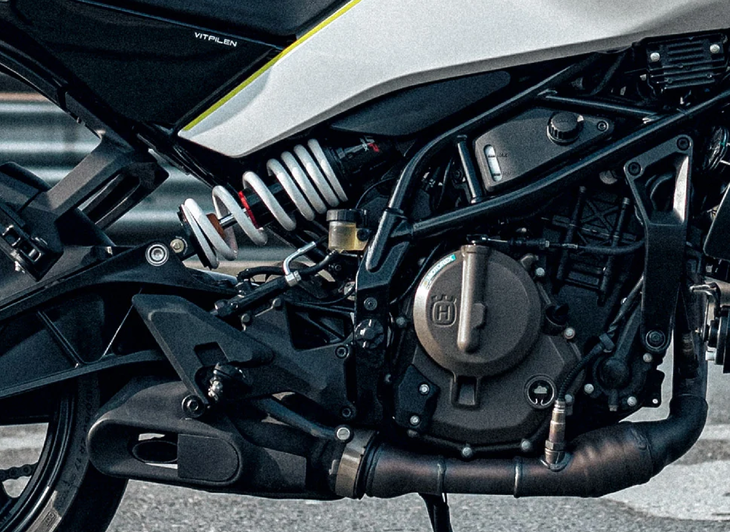 HUSQVARNA VITPILEN 401 - Thumbnail 3