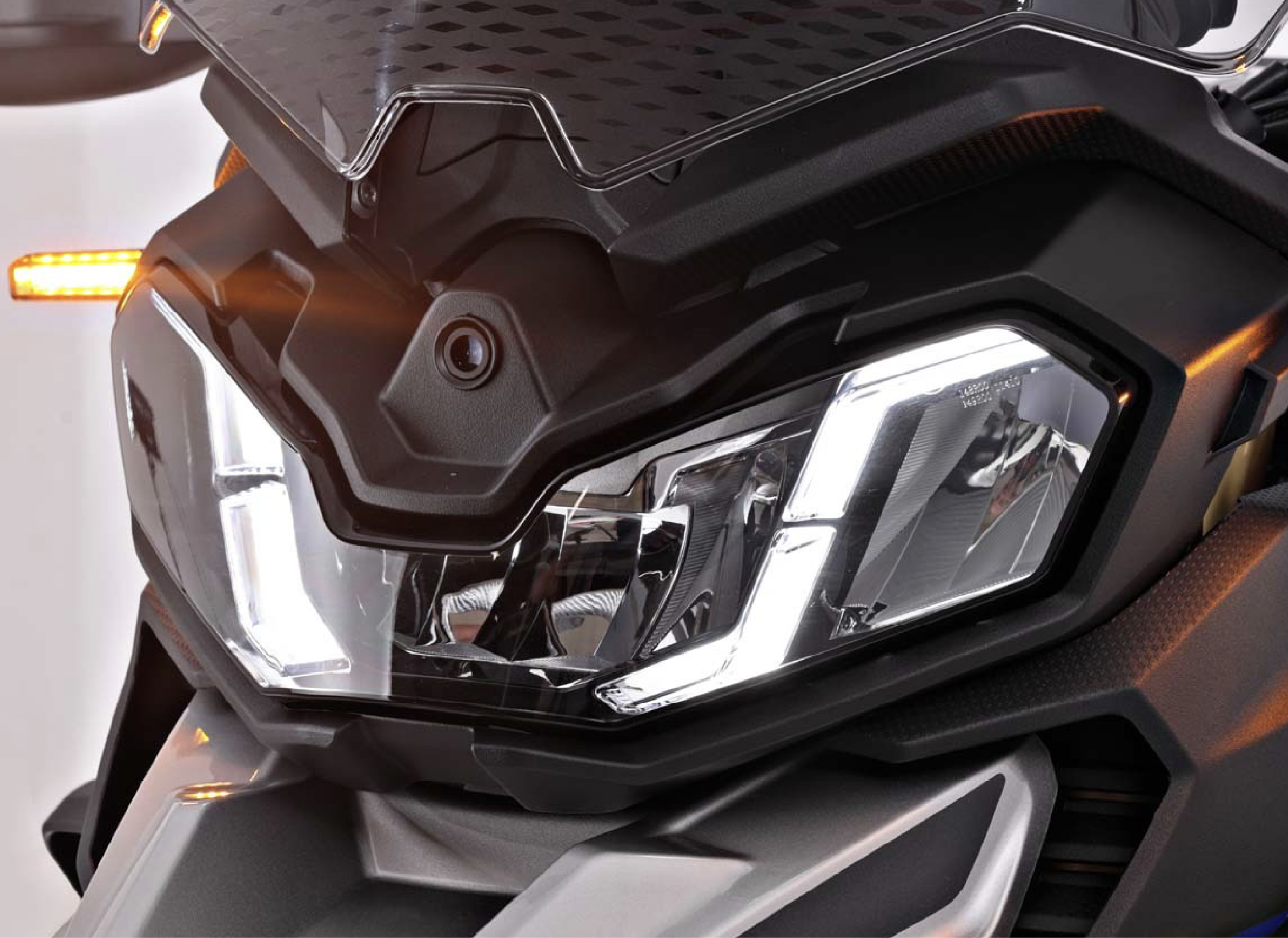 VOGE DS 900 X - Thumbnail 15